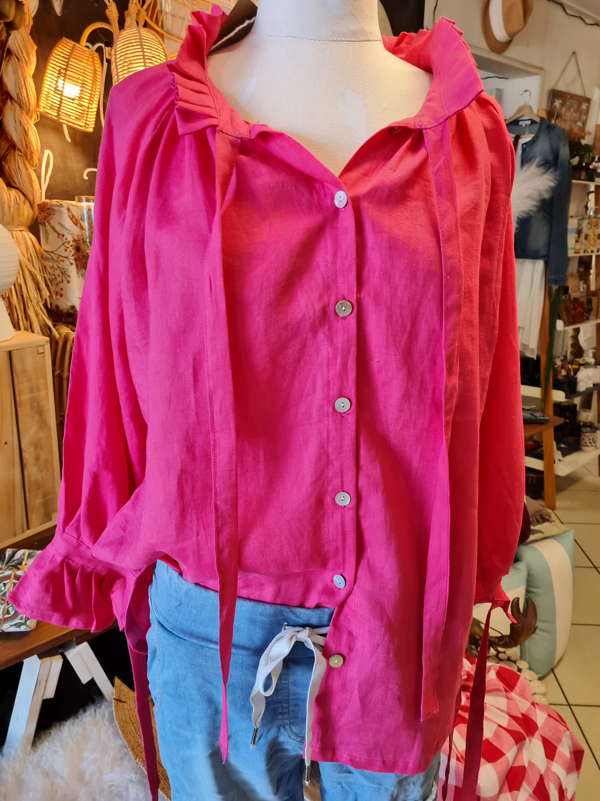 Linen top with ruffles - Coastalfunk