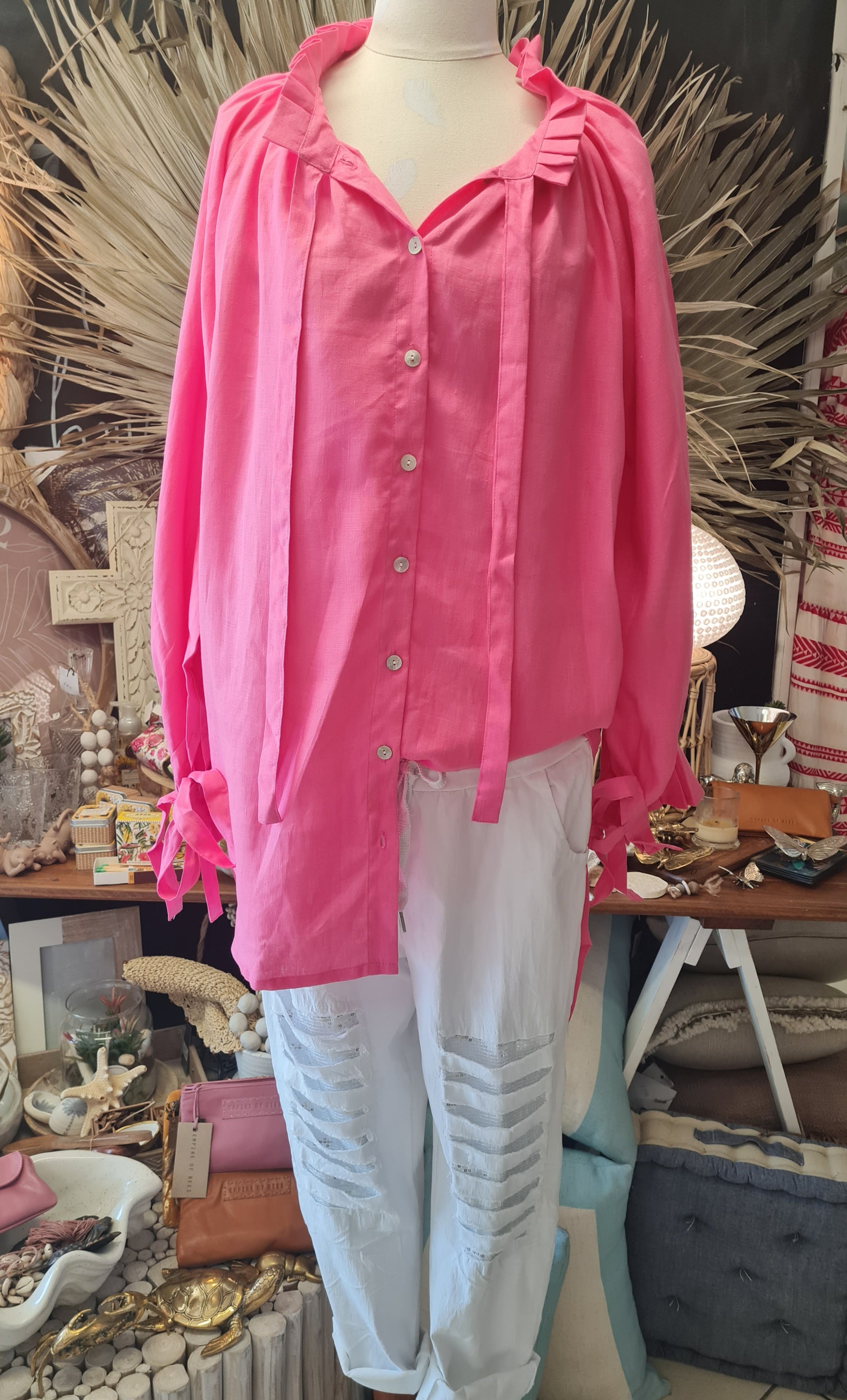 Linen top with ruffles - Coastalfunk